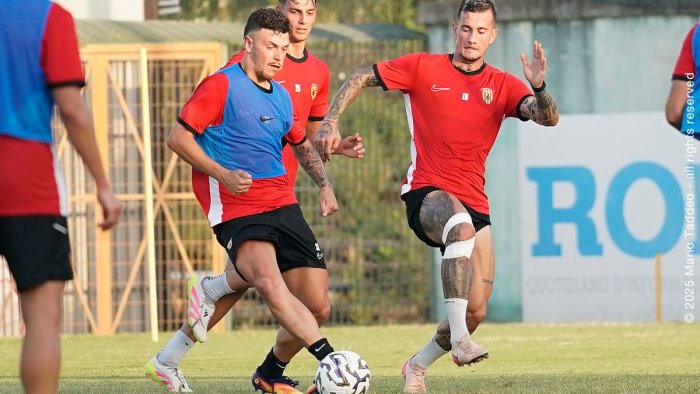 benevento porte aperte lavoro intenso per chi non aveva giocato le foto