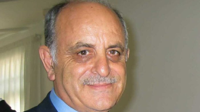 sant angelo dei lombardi intitola una strada all imprenditore antonio verderosa