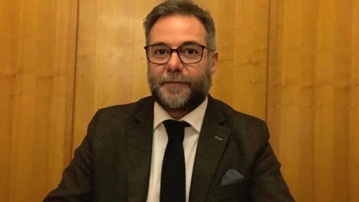 crisi del commercio a benevento riaprire piazza orsini