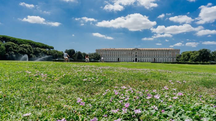 caserta la reggia sara regolarmente aperta a ferragosto