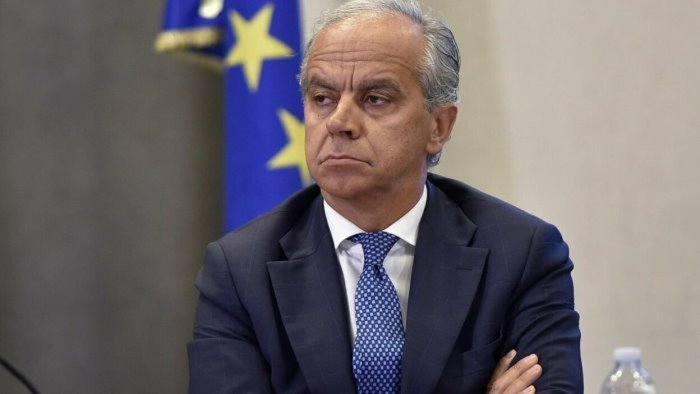 caso almasri richiesta giudizio per nordio piantedosi meloni archiviata