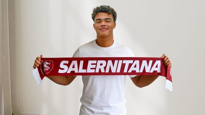 ufficiale salernitana nuovo rinforzo sulle fasce ecco ubani