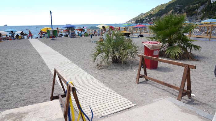 il mare per tutti da oggi a vietri sul mare accessibilita balneare facilitata