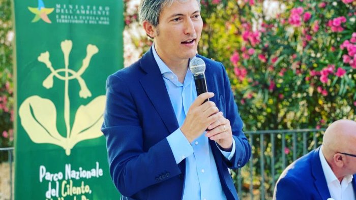 il ministero boccia la sanita campana italia viva grave scelta politica