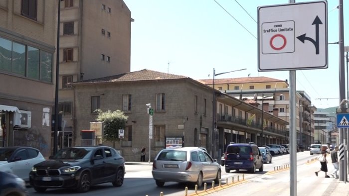 movida avellino da stasera scatta la ztl viale italia via de conciliis