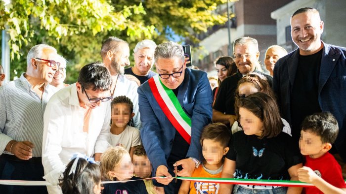 sarno inaugurata una nuova area giochi in piazza marconi