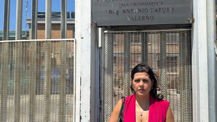 la senatrice bilotti incontra la direttrice della casa circondariale di salerno