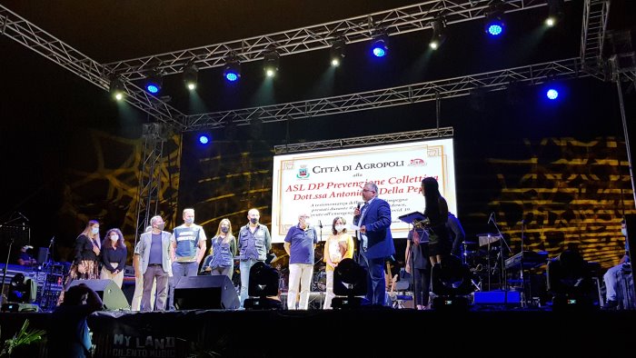 agropoli successo per la serata dedicata alla solidarieta