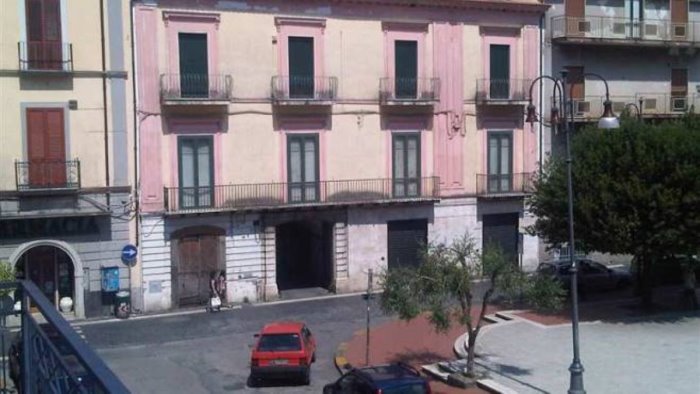 bene confiscato alla camorra diventa sede dei vigili urbani