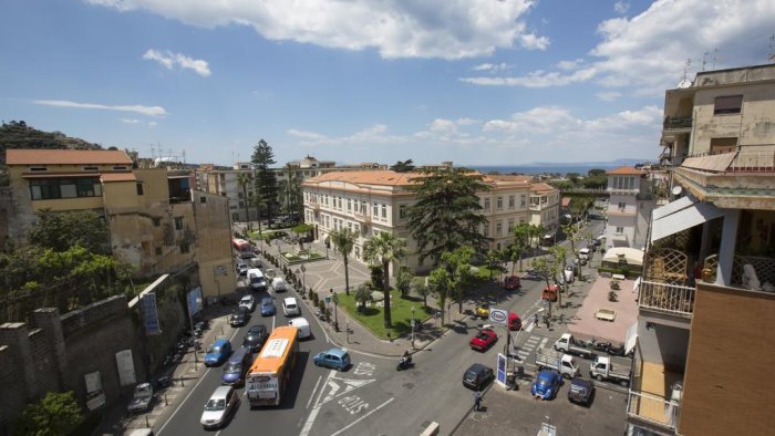 s agnello istigarono alla rivolta via social due indagati