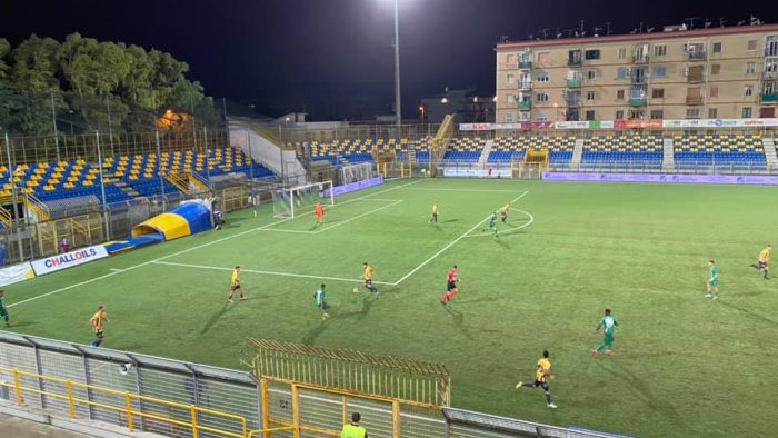 romero illude la juve stabia il monopoli vince in rimonta