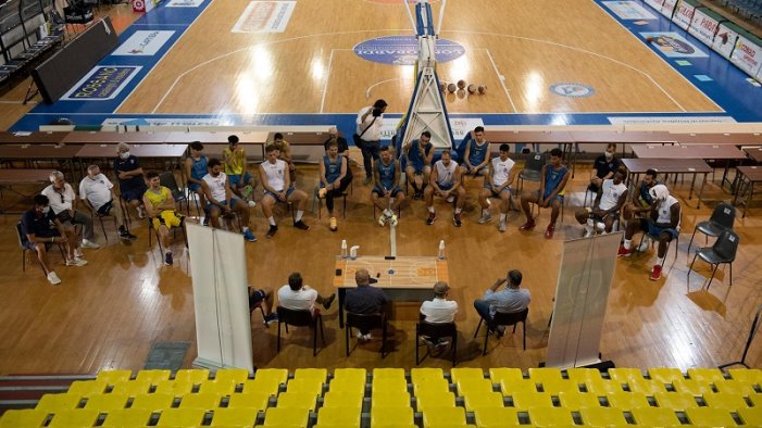 scafati basket longobardi taglio netto con il passato