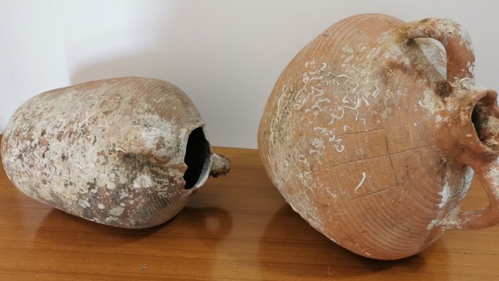 amalfi affidati al comune reperti archeologici trovati in mare