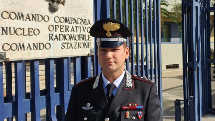 iapichino e il nuovo comandante della compagnia carabinieri