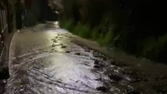 protezione civile regione allerta meteo gialla su campania dalla mezzanotte