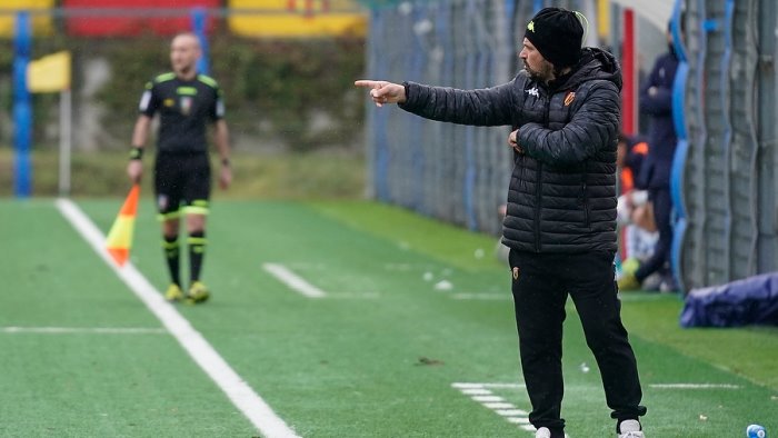 under 17 comincia il campionato il benevento ospita il crotone