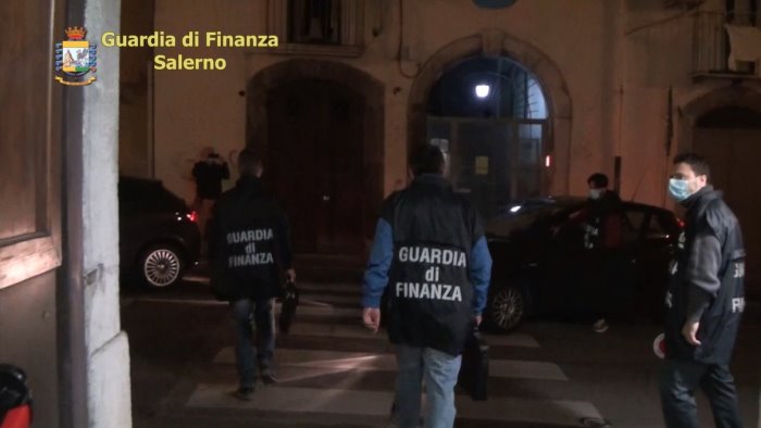 bancarotta ed evasione fiscale sequestro della finanza da 10 milioni di euro