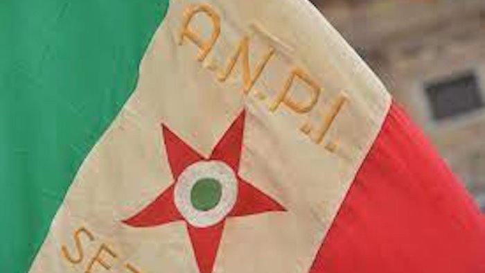 la denuncia dell anpi il sindaco di siano ci ha impedito di parlare