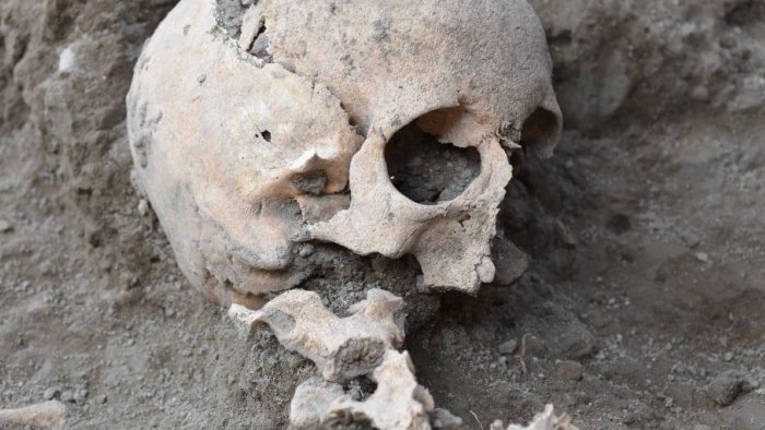 choc a cervinara ritrovato un teschio e resti umani in alta montagna