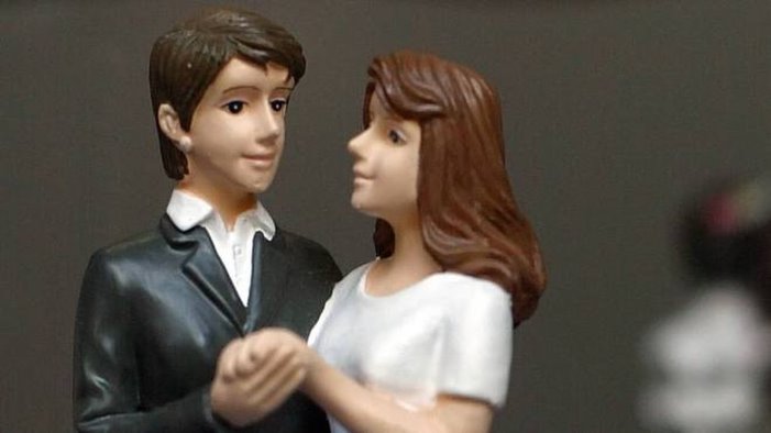 focolaio alle nozze avella atri 7 casi alaia pugno duro con i medici no vax