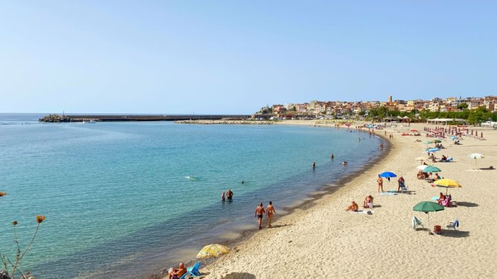 camerota nuovi rilievi l arpac conferma mare super pulito