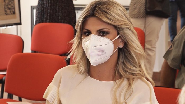 troppi disagi e pericoli in autostrada graziano chiede riduzione pedaggio