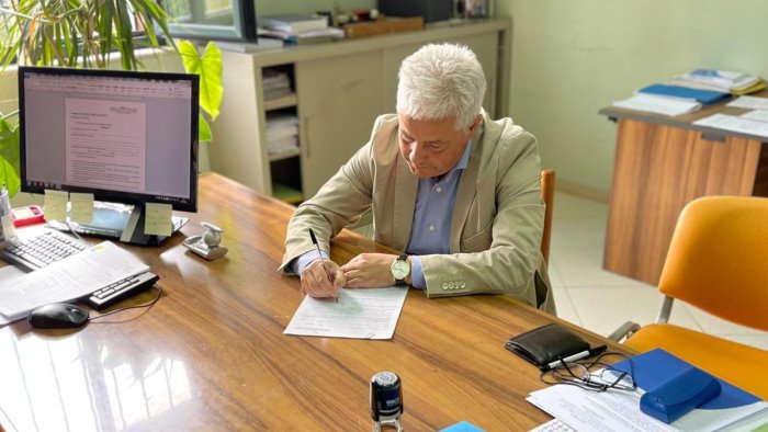 aiello del sabato gerardo candido presenta la sua lista