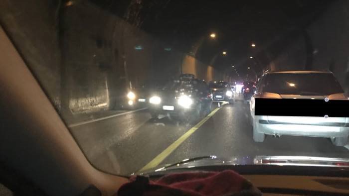 grave incidente nella galleria di solofra due feriti trasportati in ospedale