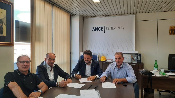 edilizia firmato contratto integrativo provinciale aumenti per gli operai