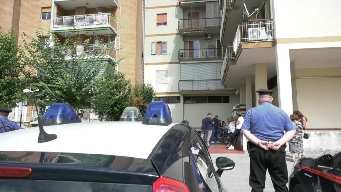 devi ucciderti l ultimo sms al 13enne volato giu dal balcone a gragnano