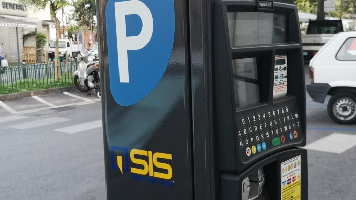 piano sorrento strisce blu la dimpark vince il ricorso al consiglio di stato