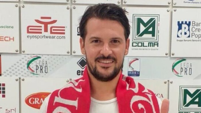 turris cum e super maniero colpaccio a crotone 2 3