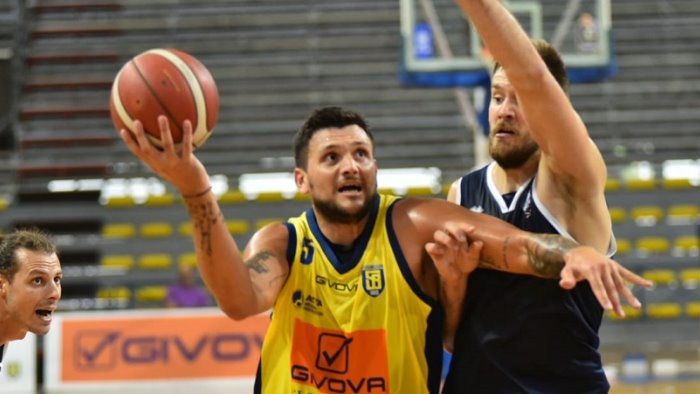 basket landolt cup givova scafati dominante sul donar groningen 51 96
