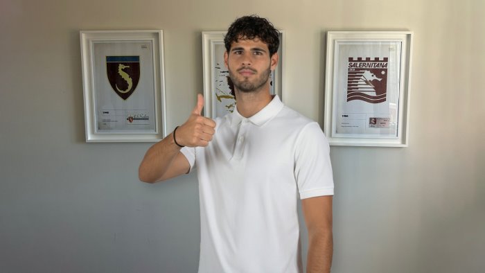 salernitana ecco quirini ufficiale l arrivo dell esterno dal milan