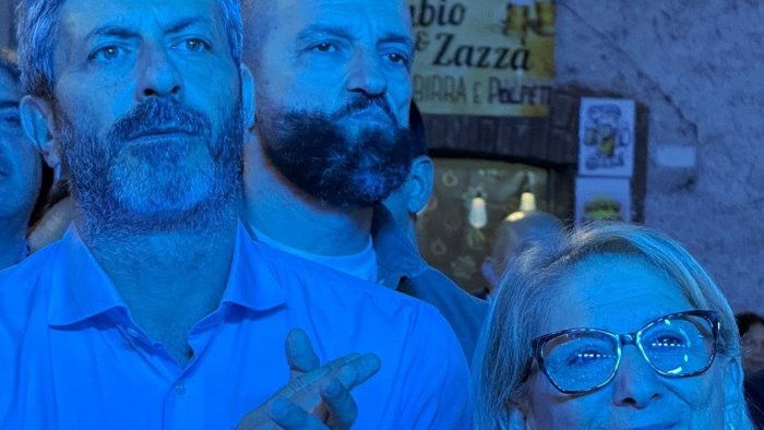 m5s villani fico sceglie cannalonga per la prima uscita pubblica