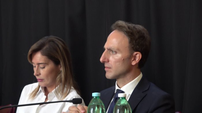 tensione tra de luca e fico sulle liste pulite risponde piero de luca