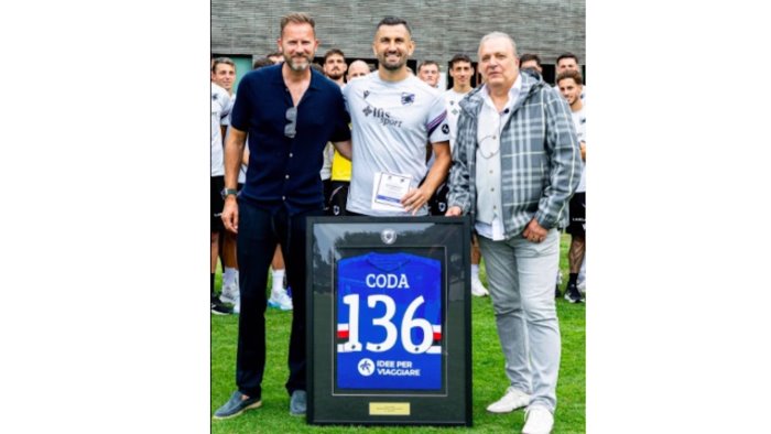 massimo coda premiato per il record di gol in serie b