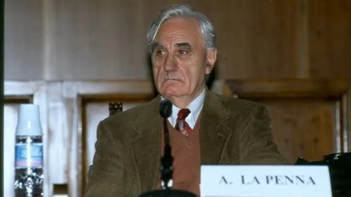 bisaccia ricorda antonio la penna il latinista che non dimentico le sue radici