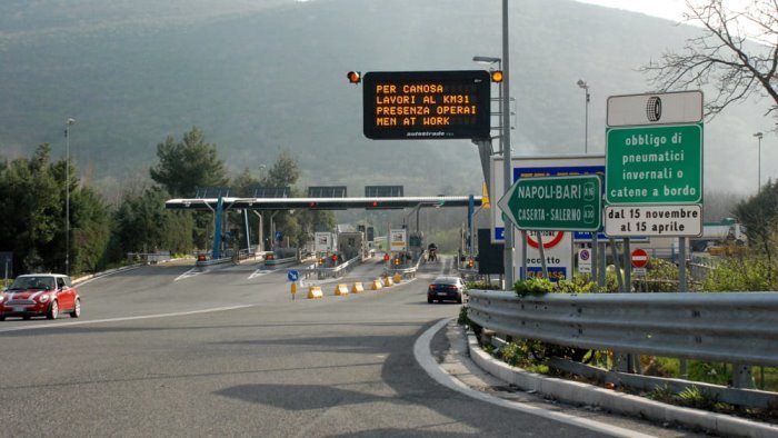 a16 chiusura notturna cerignola ovest candela verso napoli