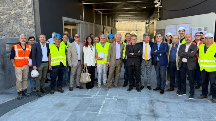 castellammare inaugurato il nuovo parcheggio della stazione stabia scavi