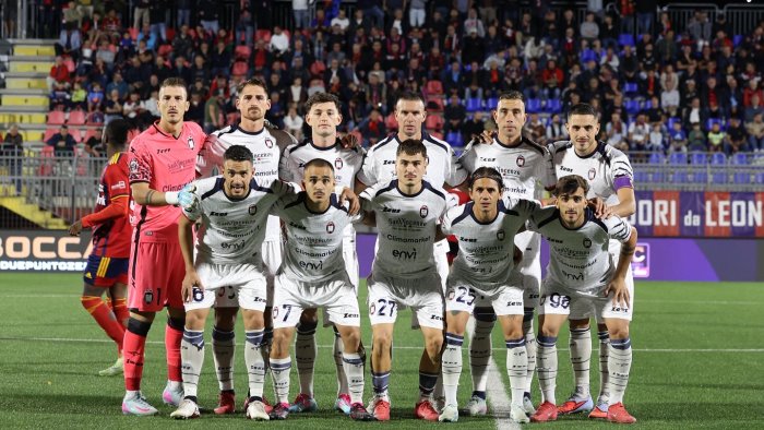 avversari salernitana terremoto crotone club in amministrazione giudiziaria