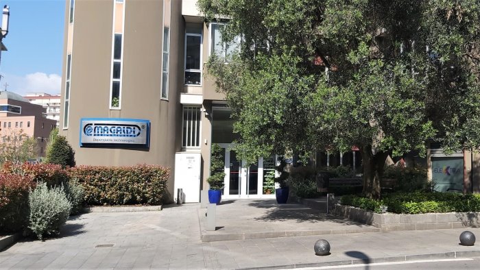 nel salernitano prima batteria termica a sabbia fluidizzata