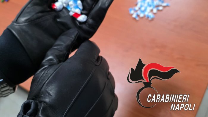 controlli antidroga dei carabinieri marito e moglie in manette