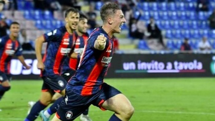 benevento ecco cantisani attaccante esterno