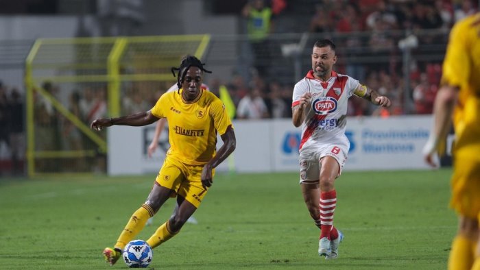 salernitana tongya attende la turchia e resta aperta l opzione svincolato