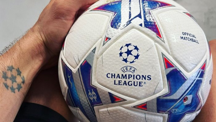 il napoli presenta la lista champions fuori mazzocchi lukaku e un volto nuovo