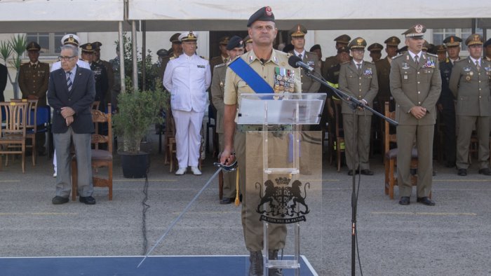 reggimento logistico sassari colonnello fortunato lascia subentra cavicchia