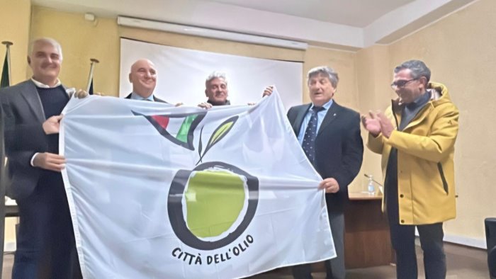 albanella l assessore vito lascia noi moderati con lamberti e malvasi