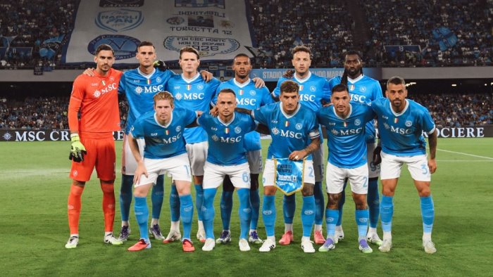 pareggio della juventus il napoli domani puo prendersi la vetta solitaria