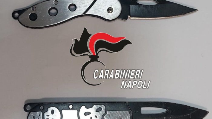 due coltelli in tasca nella movida mi servono per fare i reel